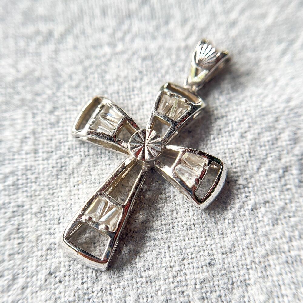 Vintage Sterling Silver Cubic Zirconia Cross Pendant Religious Charm Estate